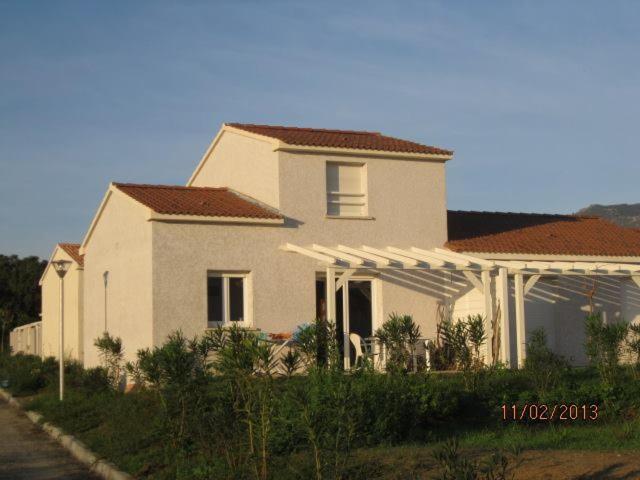 Villa T3 Bord De Mer - Vue Mer A 500 M De La Plage- Piscine Chauffee A Casetta Di A Spiaggia Cervione Exterior foto